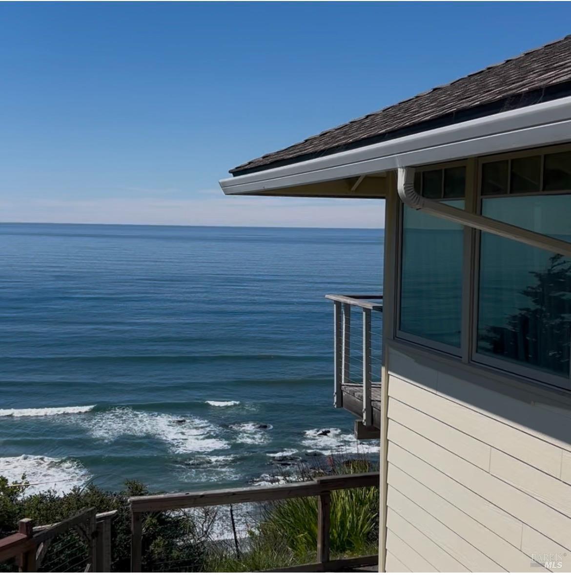 Detail Gallery Image 2 of 40 For 15150 Irish Beach Dr, Manchester,  CA 95445 - 2 Beds | 1/1 Baths