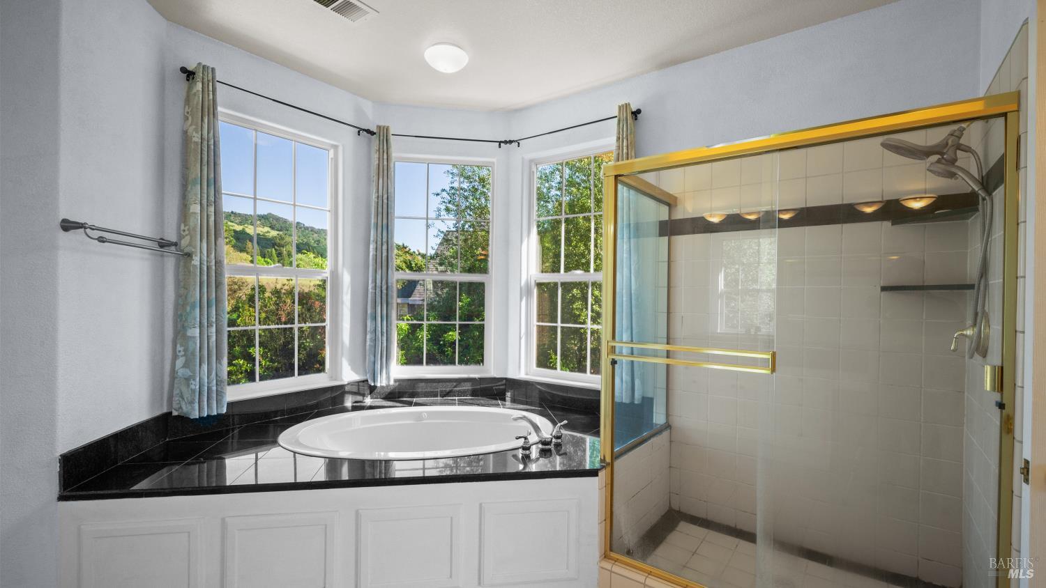 Detail Gallery Image 40 of 56 For 4742 Livingstone Pl, Santa Rosa,  CA 95405 - 4 Beds | 3 Baths