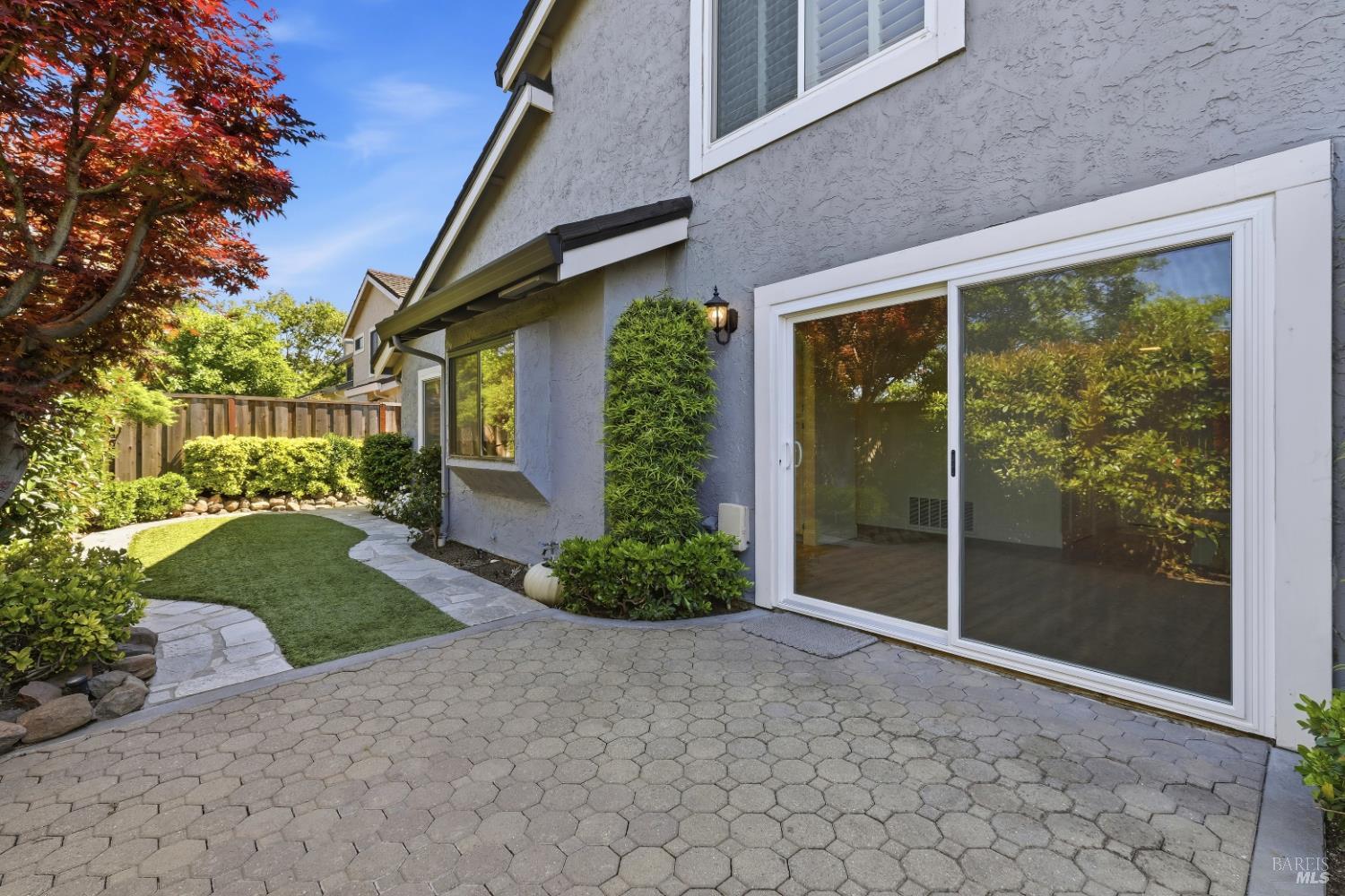 Detail Gallery Image 27 of 35 For 2147 Westward Pl, Martinez,  CA 94553 - 4 Beds | 2/1 Baths