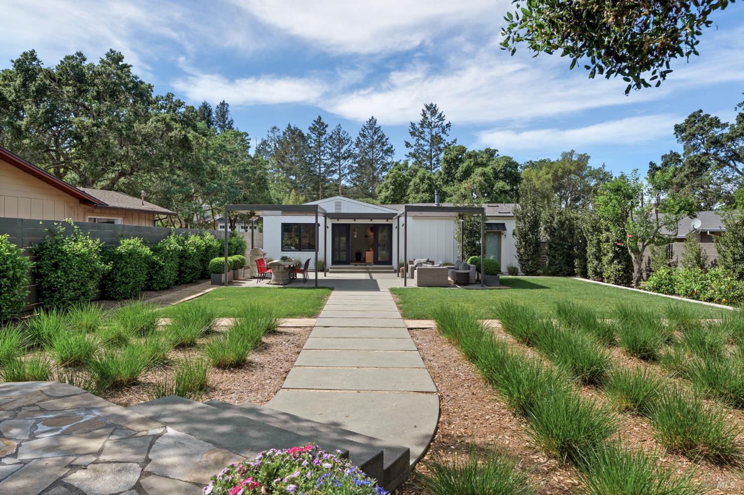 Front Image Thumbnail for BA326026273