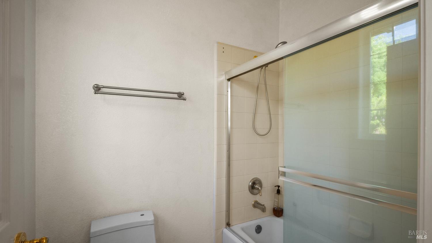 Detail Gallery Image 45 of 56 For 4742 Livingstone Pl, Santa Rosa,  CA 95405 - 4 Beds | 3 Baths