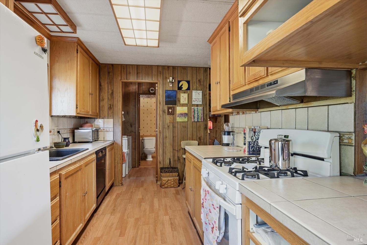 Detail Gallery Image 9 of 46 For 6128 Heather Ln, Kelseyville,  CA 95451 - 3 Beds | 2 Baths