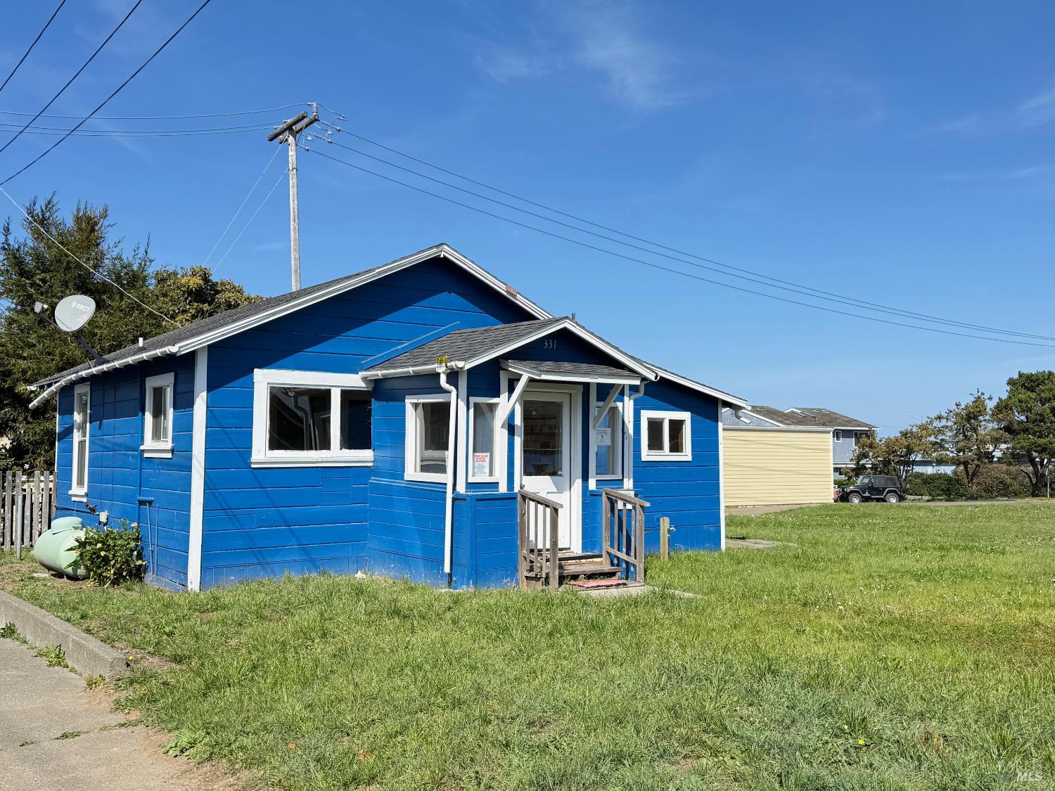 Detail Gallery Image 3 of 10 For 331 S Franklin St, Fort Bragg,  CA 95437 - 2 Beds | 1 Baths