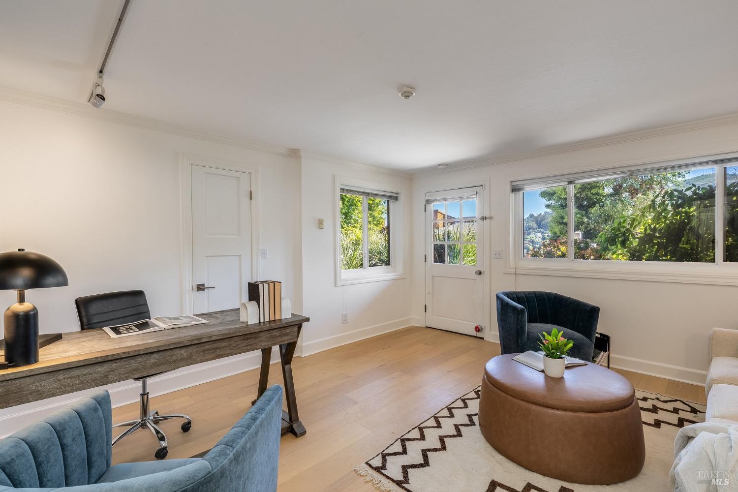 Detail Gallery Image 40 of 55 For 70 Stanford Way, Sausalito,  CA 94965 - 3 Beds | 3 Baths