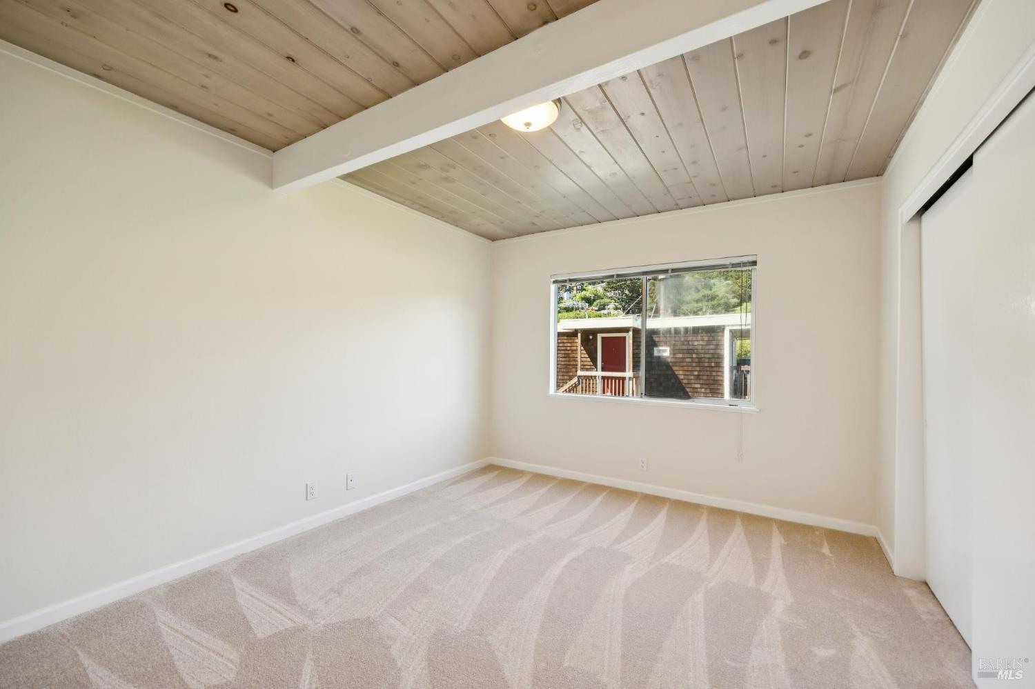 Detail Gallery Image 13 of 23 For 122 Woodward Ave, Sausalito,  CA 94965 - – Beds | – Baths