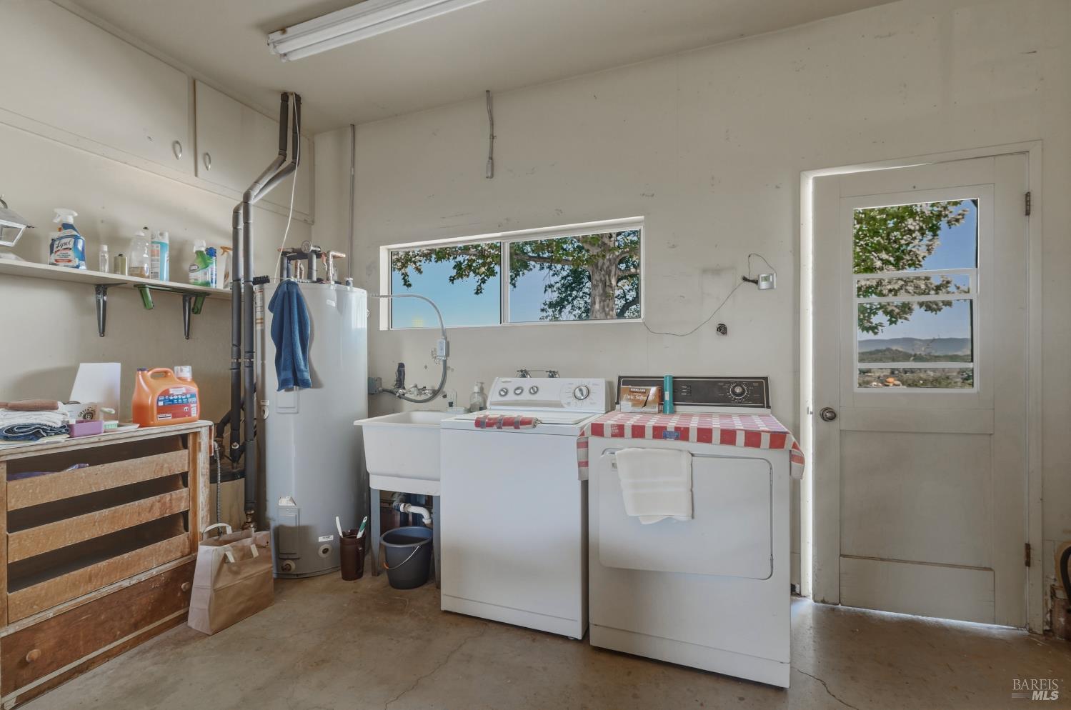 Detail Gallery Image 50 of 66 For 2527 Dessie Dr, Lakeport,  CA 95453 - 4 Beds | 2/1 Baths