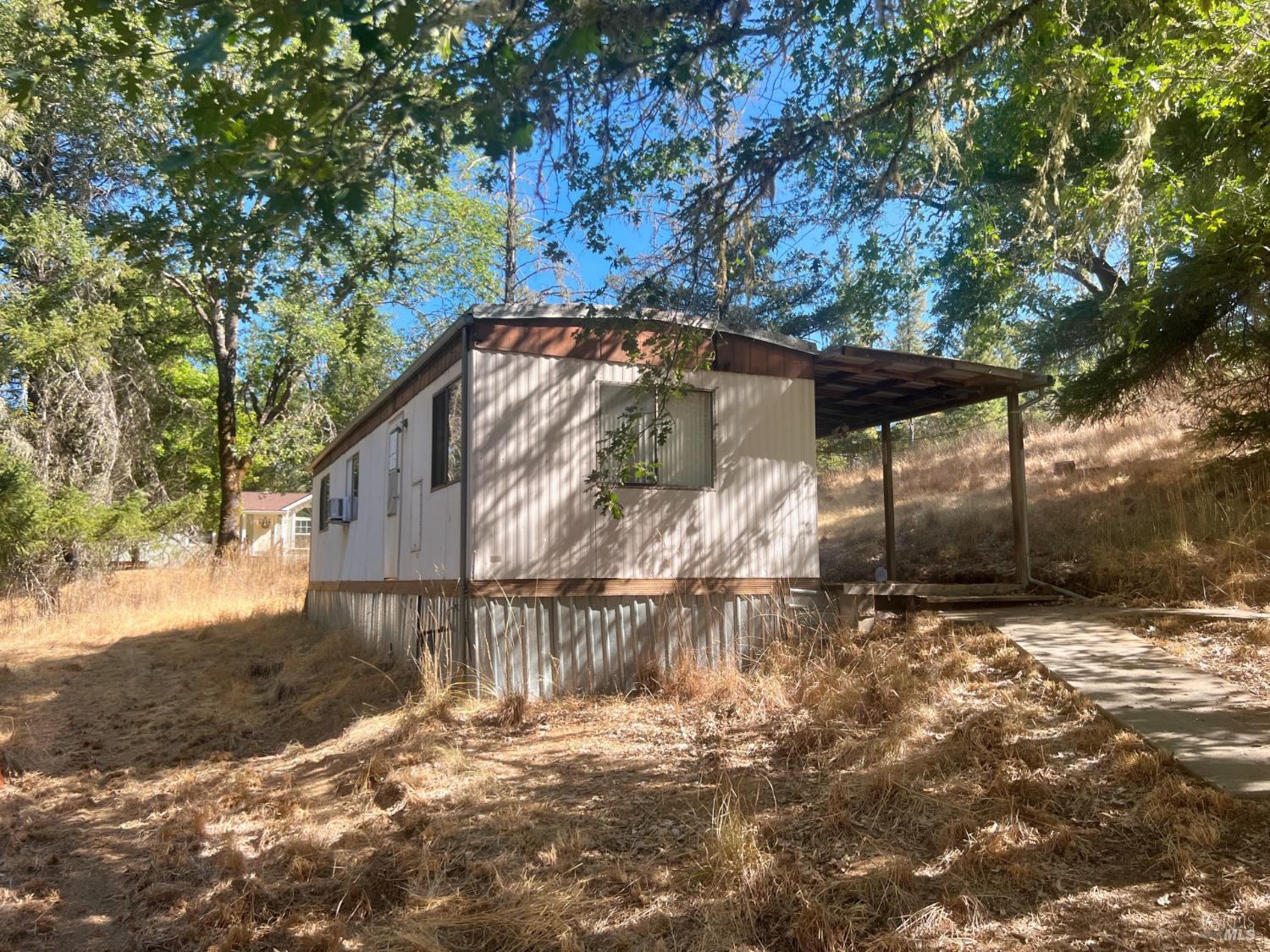 Detail Gallery Image 31 of 36 For 46145 Meadow Ln, Laytonville,  CA 95454 - 2 Beds | 1 Baths