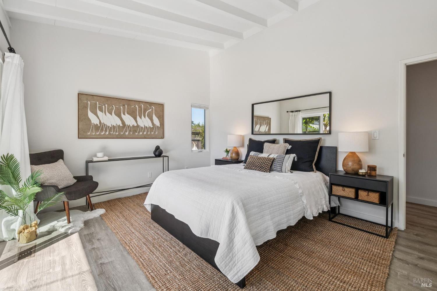 Detail Gallery Image 23 of 39 For 28 Royal Ct, San Rafael,  CA 94901 - 2 Beds | 1 Baths