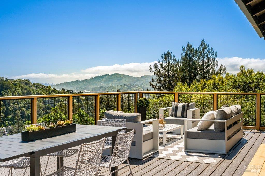 Detail Gallery Image 16 of 29 For 191 Elinor Ave, Mill Valley,  CA 94941 - 4 Beds | 3 Baths