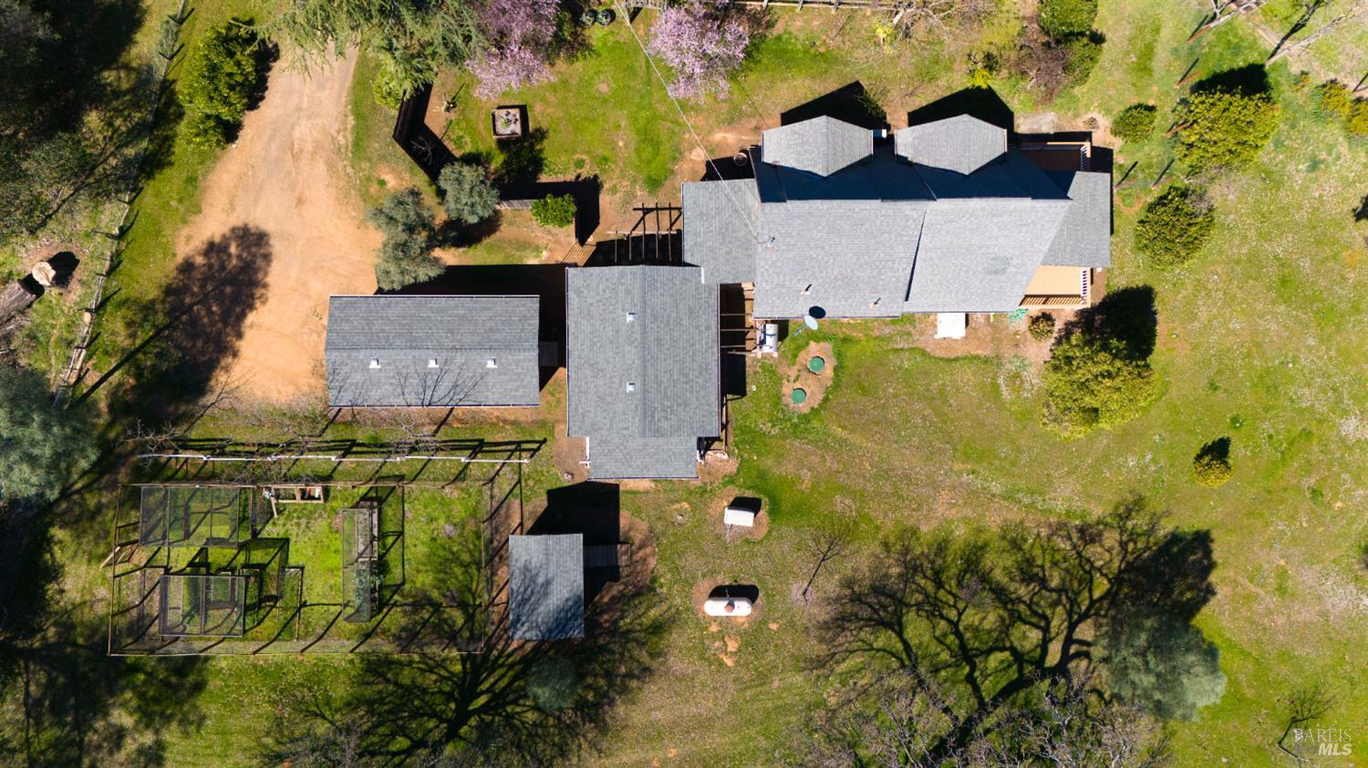 Detail Gallery Image 43 of 50 For 1996 River View Rd, Clearlake Oaks,  CA 95423 - 2 Beds | 1 Baths