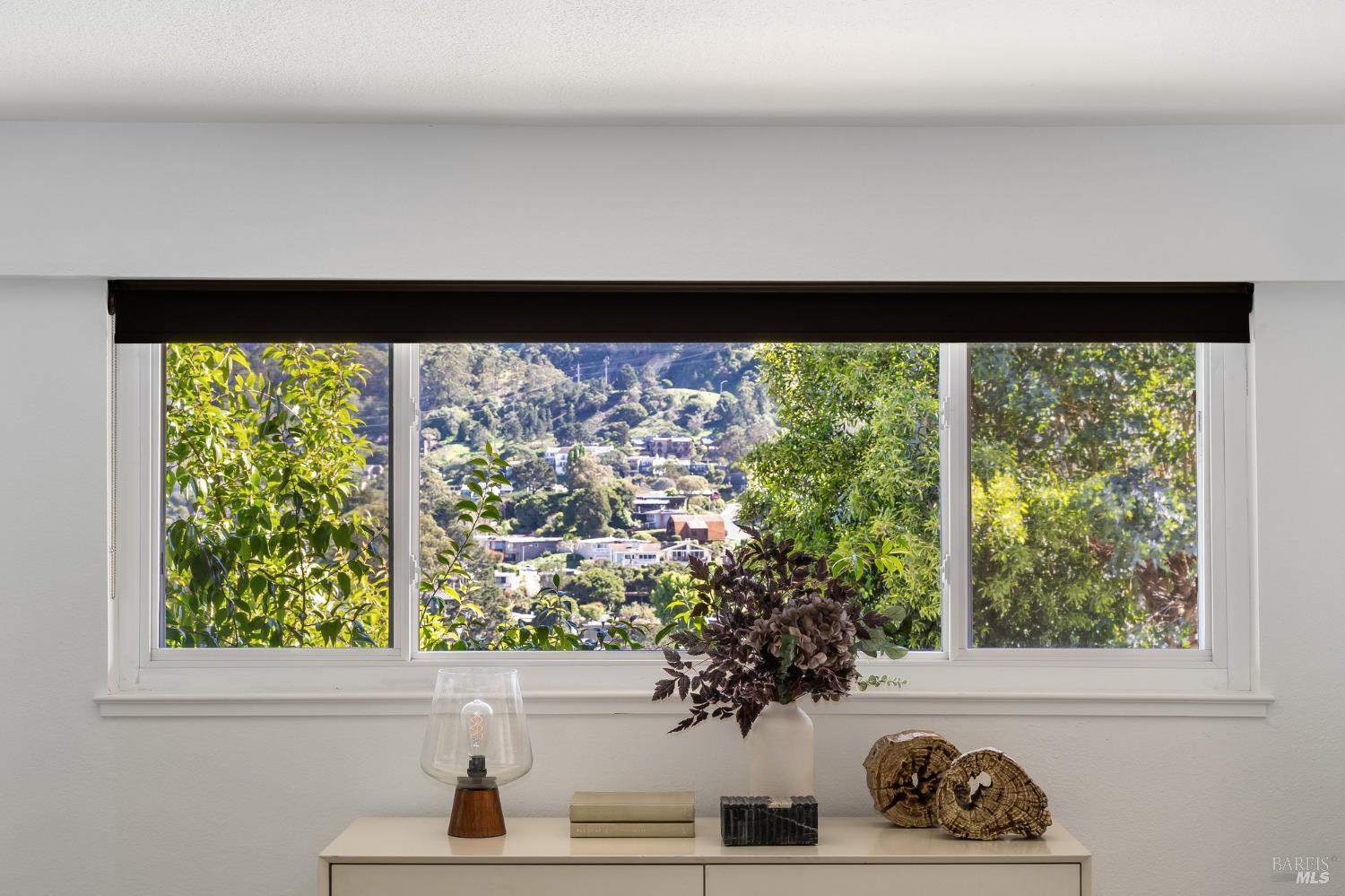 Detail Gallery Image 23 of 55 For 70 Stanford Way, Sausalito,  CA 94965 - 3 Beds | 3 Baths