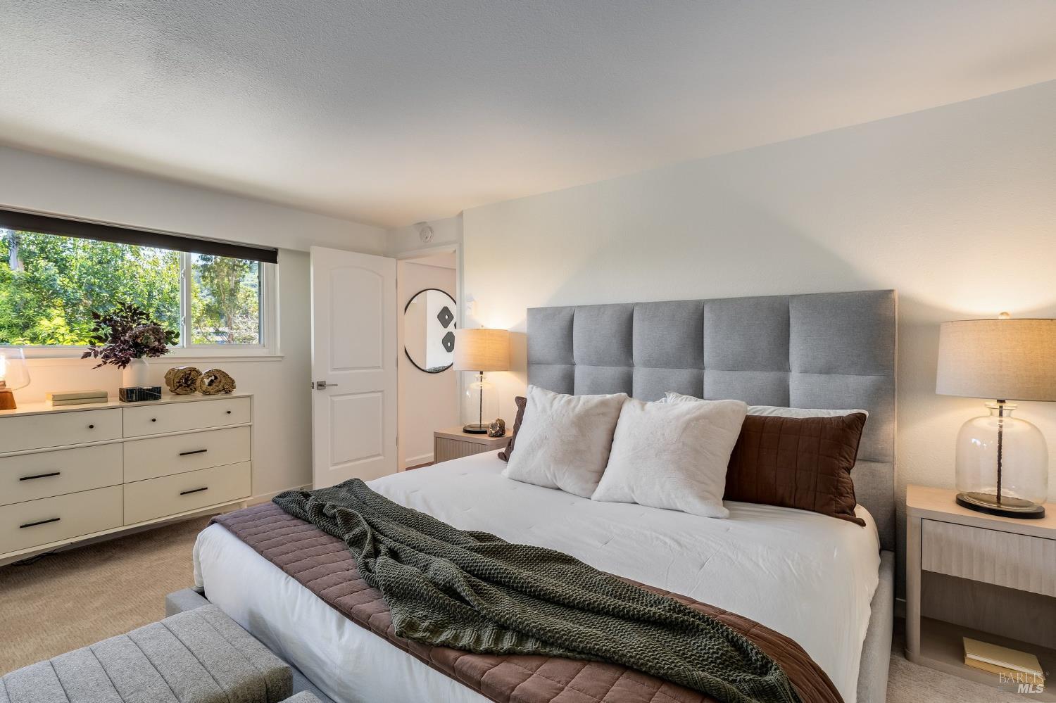 Detail Gallery Image 20 of 55 For 70 Stanford Way, Sausalito,  CA 94965 - 3 Beds | 3 Baths