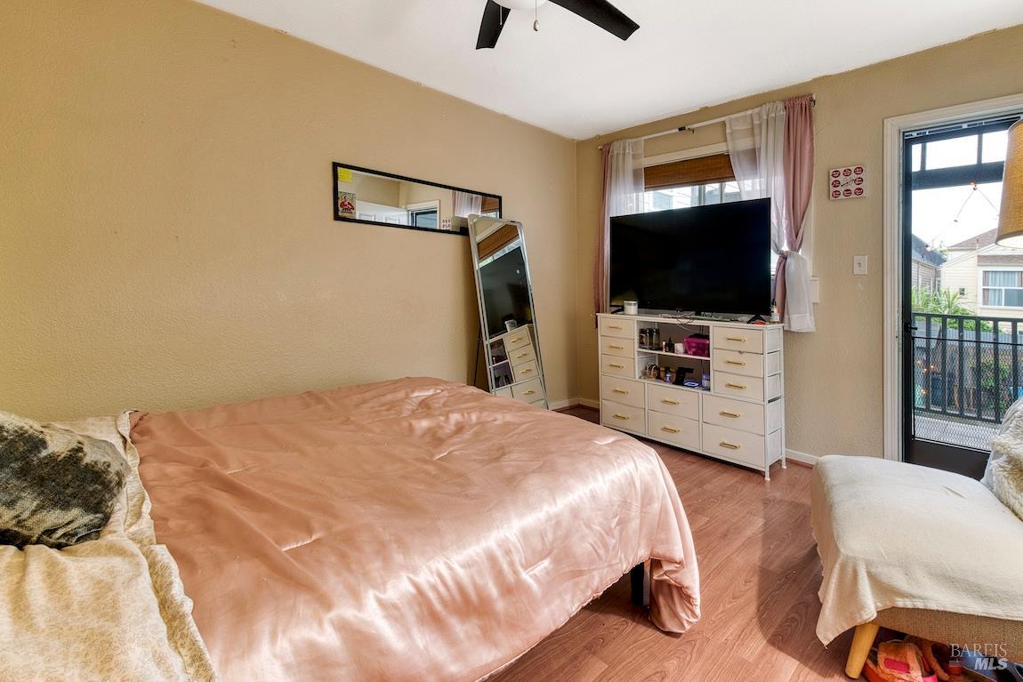 Detail Gallery Image 15 of 42 For 1128 Chester St, Oakland,  CA 94607 - – Beds | – Baths