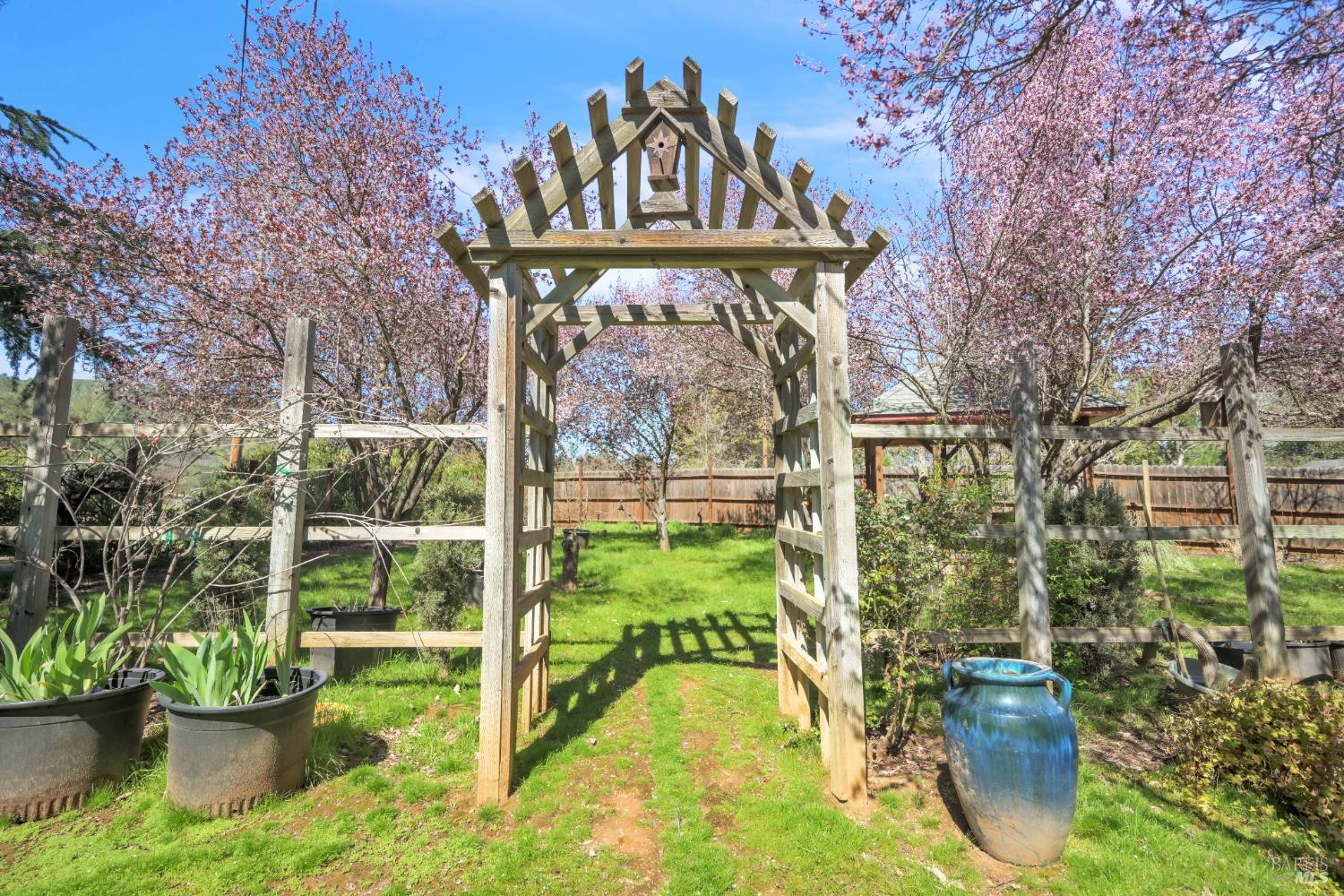 Detail Gallery Image 24 of 50 For 1996 River View Rd, Clearlake Oaks,  CA 95423 - 2 Beds | 1 Baths