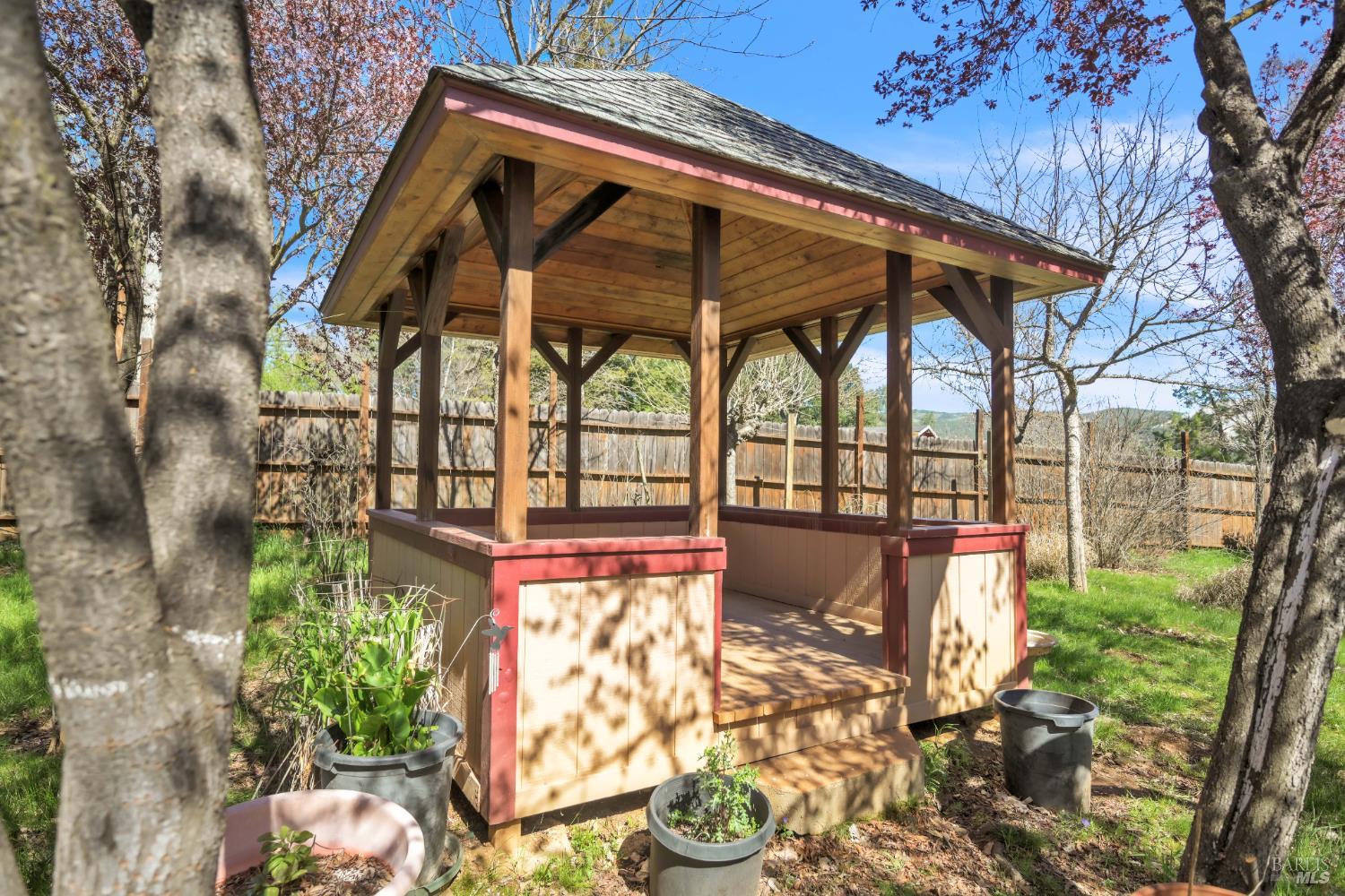 Detail Gallery Image 23 of 50 For 1996 River View Rd, Clearlake Oaks,  CA 95423 - 2 Beds | 1 Baths