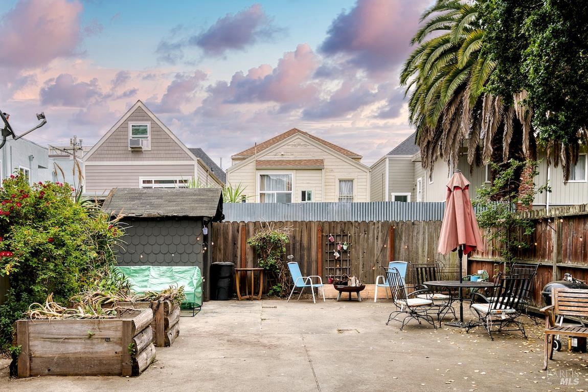 Detail Gallery Image 26 of 42 For 1128 Chester St, Oakland,  CA 94607 - – Beds | – Baths