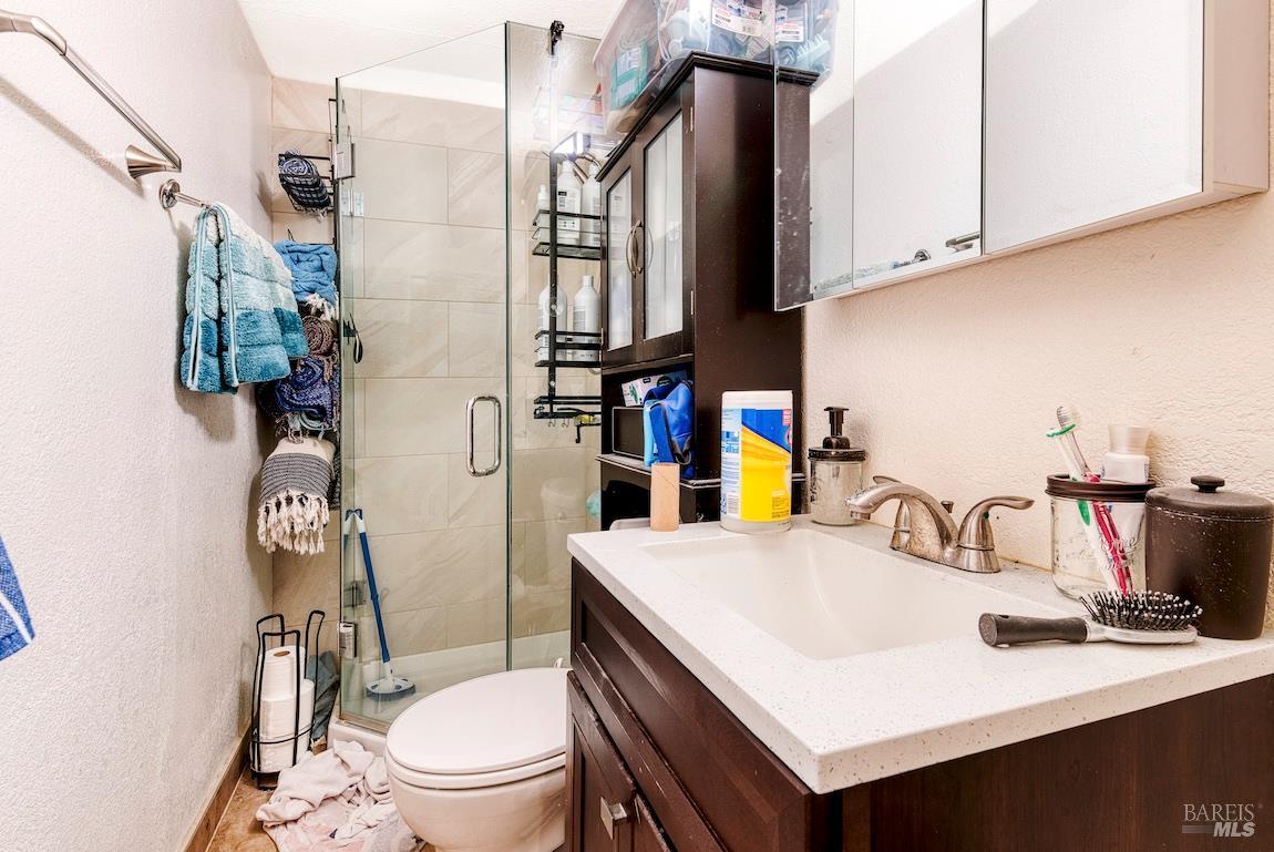 Detail Gallery Image 35 of 42 For 1128 Chester St, Oakland,  CA 94607 - – Beds | – Baths