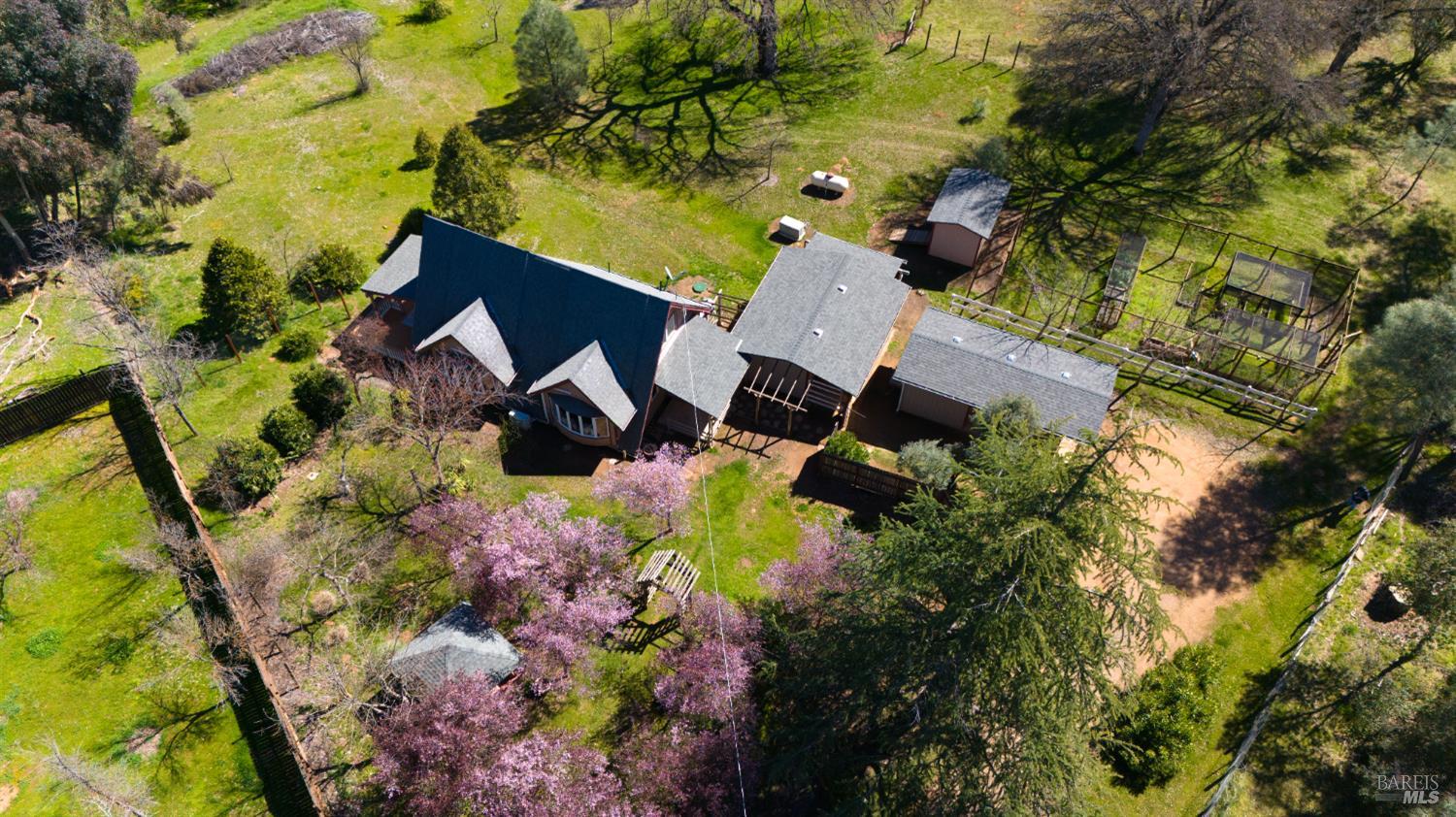 Detail Gallery Image 35 of 50 For 1996 River View Rd, Clearlake Oaks,  CA 95423 - 2 Beds | 1 Baths