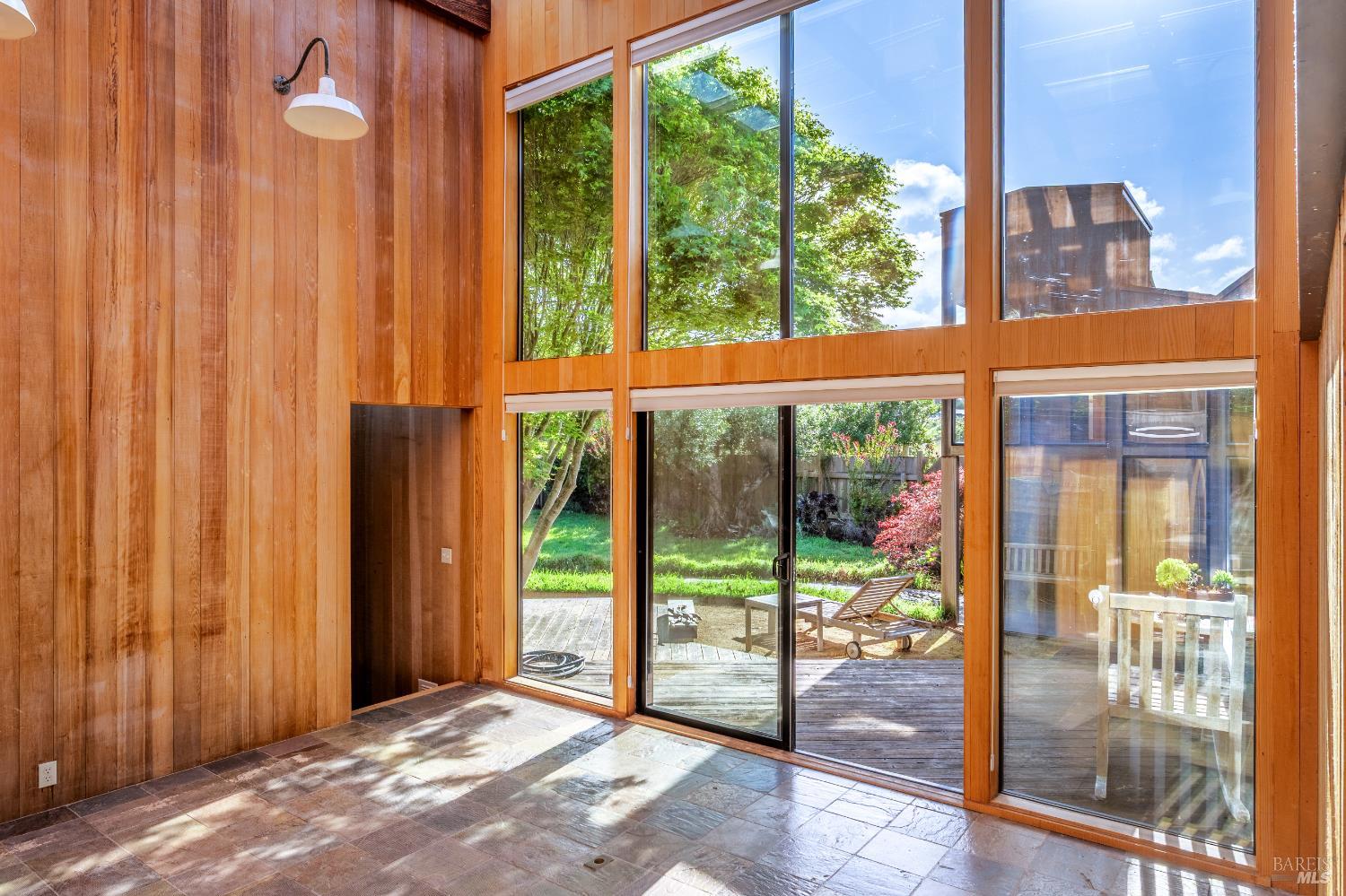 Detail Gallery Image 3 of 15 For 336 Pipers Reach Unkn, The Sea Ranch,  CA 95497 - 4 Beds | 3 Baths