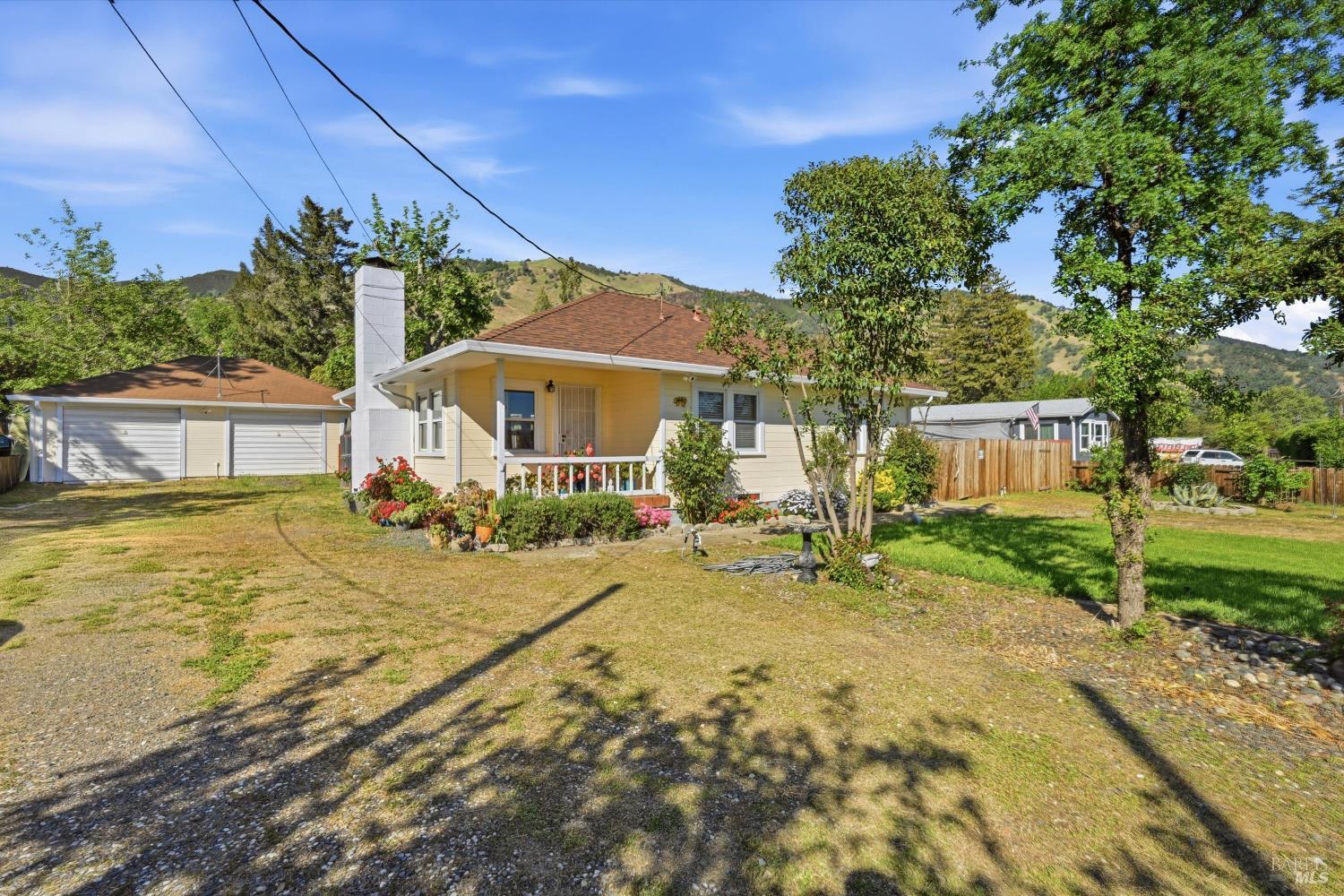 Detail Gallery Image 19 of 27 For 3440 Beach Pass, Nice,  CA 95464 - 2 Beds | 1 Baths