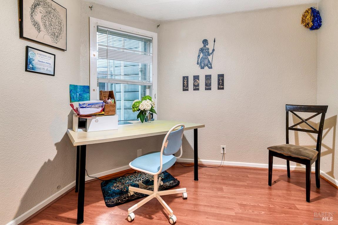 Detail Gallery Image 17 of 42 For 1128 Chester St, Oakland,  CA 94607 - – Beds | – Baths