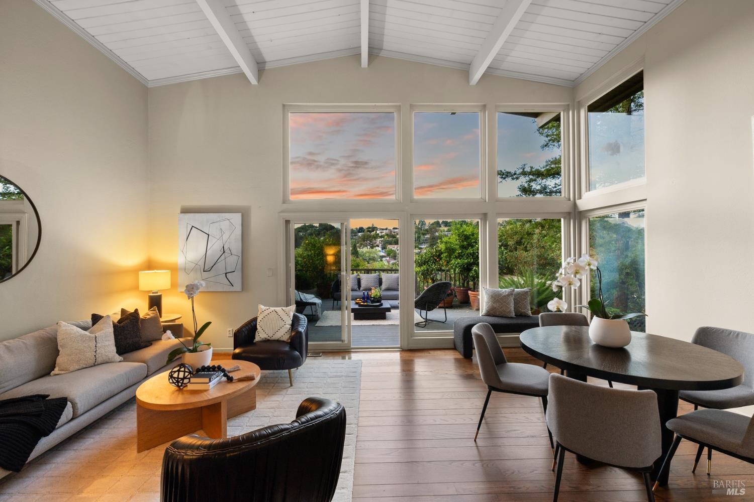 Detail Gallery Image 43 of 50 For 159 Terrace Ave, San Rafael,  CA 94901 - 3 Beds | 2 Baths