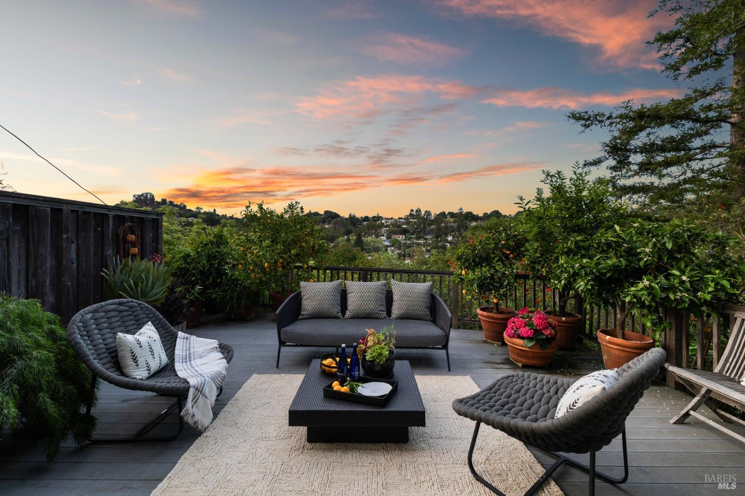 Detail Gallery Image 44 of 50 For 159 Terrace Ave, San Rafael,  CA 94901 - 3 Beds | 2 Baths