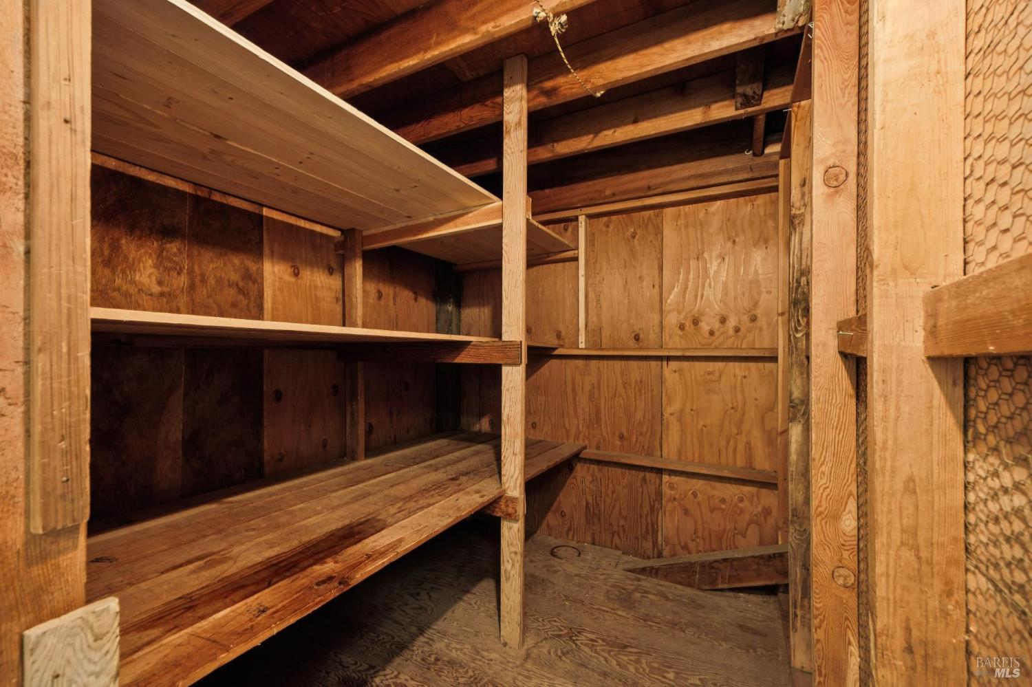 Detail Gallery Image 21 of 23 For 122 Woodward Ave, Sausalito,  CA 94965 - – Beds | – Baths