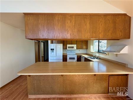 Detail Gallery Image 9 of 27 For 20764 Powder Horn Rd, Hidden Valley Lake,  CA 95467 - 2 Beds | 2 Baths