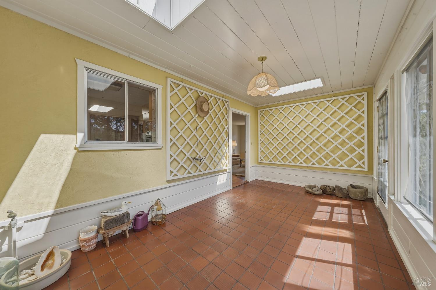 Detail Gallery Image 29 of 66 For 2527 Dessie Dr, Lakeport,  CA 95453 - 4 Beds | 2/1 Baths