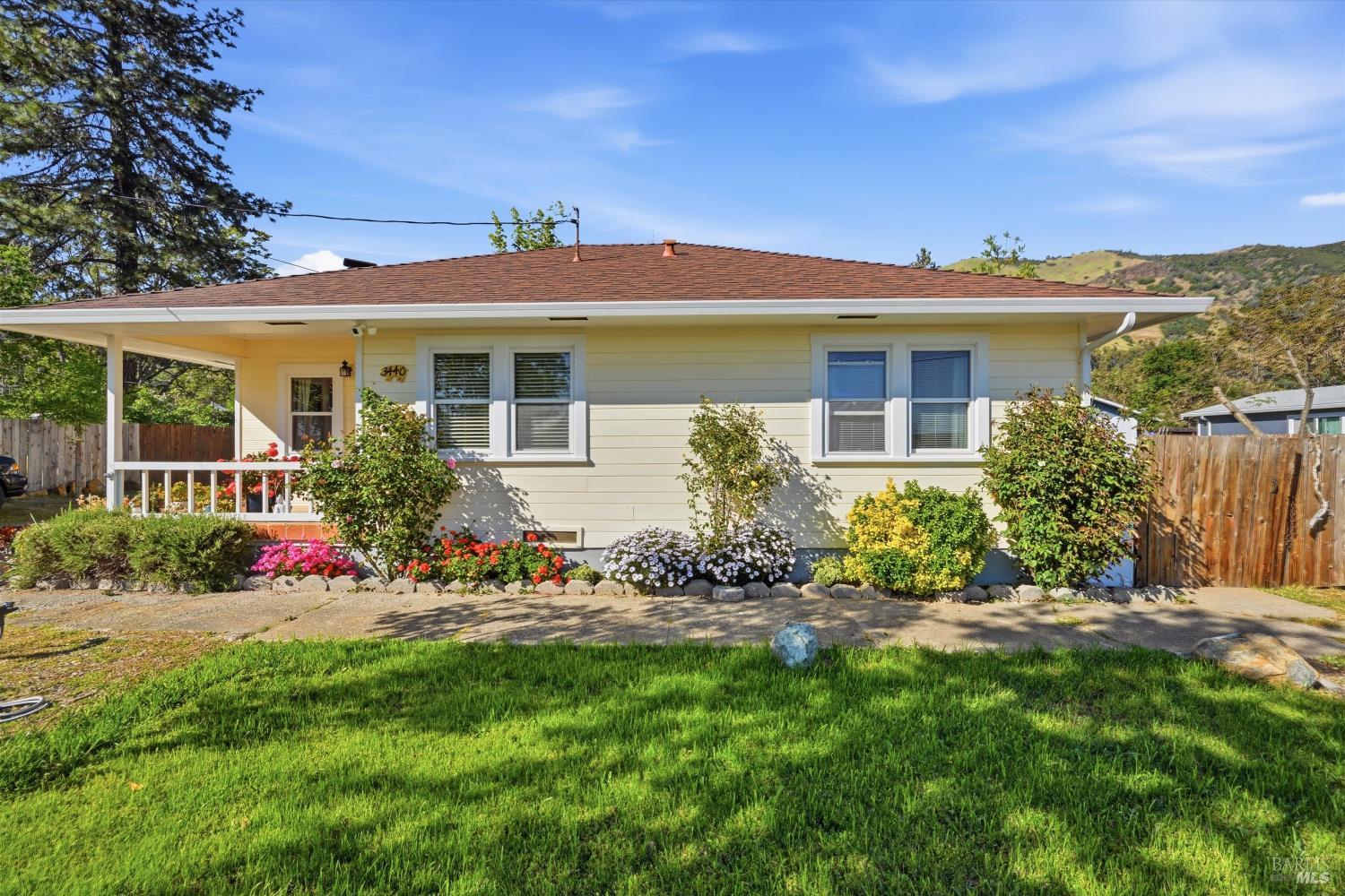 Detail Gallery Image 22 of 27 For 3440 Beach Pass, Nice,  CA 95464 - 2 Beds | 1 Baths