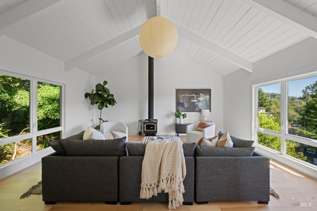 Detail Gallery Image 12 of 29 For 191 Elinor Ave, Mill Valley,  CA 94941 - 4 Beds | 3 Baths