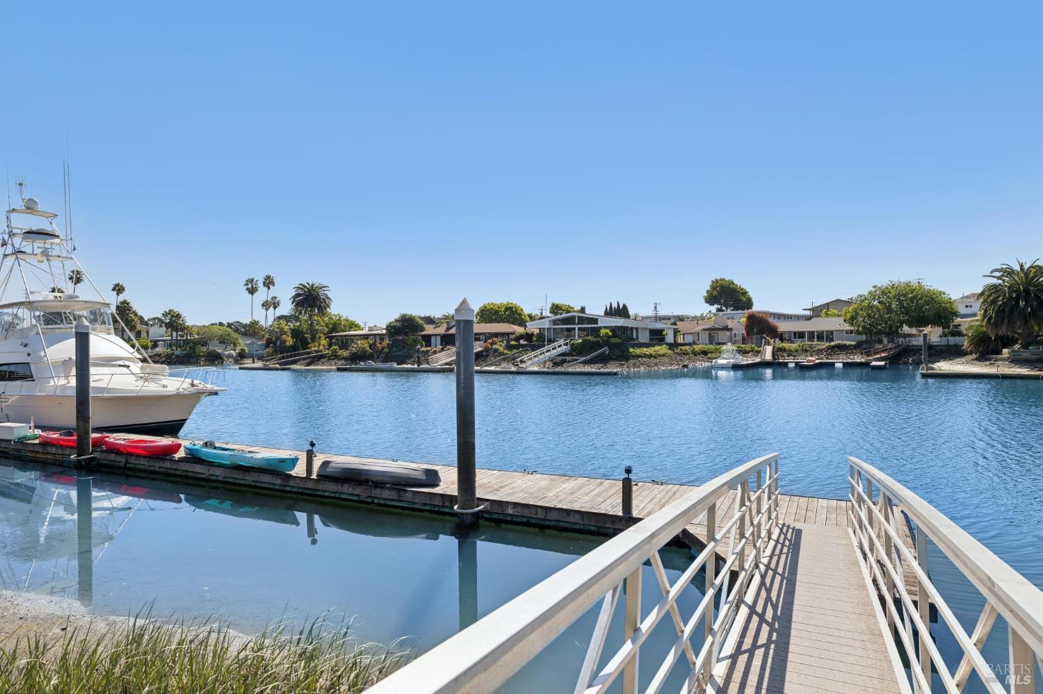 Detail Gallery Image 38 of 39 For 28 Royal Ct, San Rafael,  CA 94901 - 2 Beds | 1 Baths