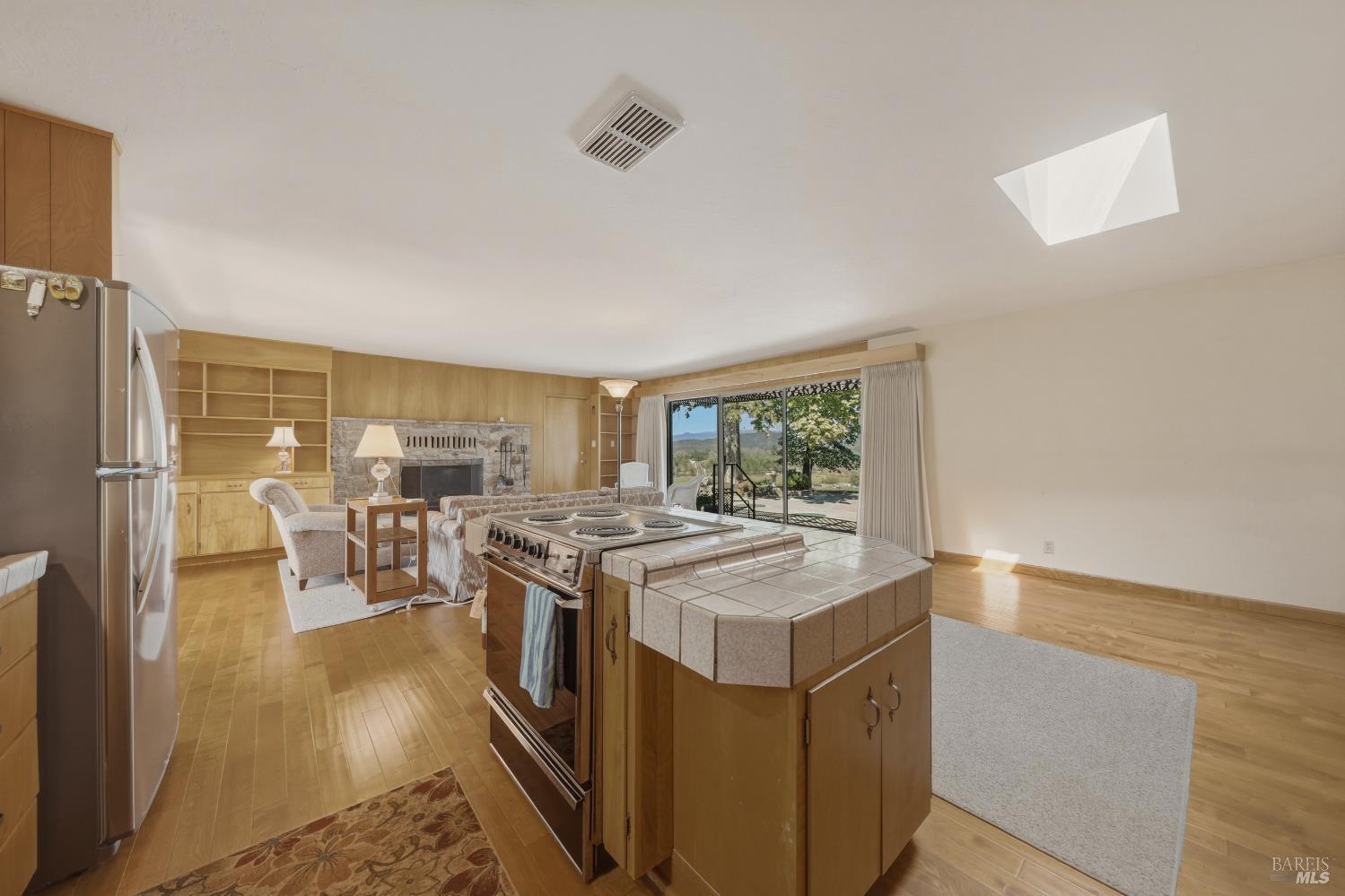 Detail Gallery Image 46 of 66 For 2527 Dessie Dr, Lakeport,  CA 95453 - 4 Beds | 2/1 Baths