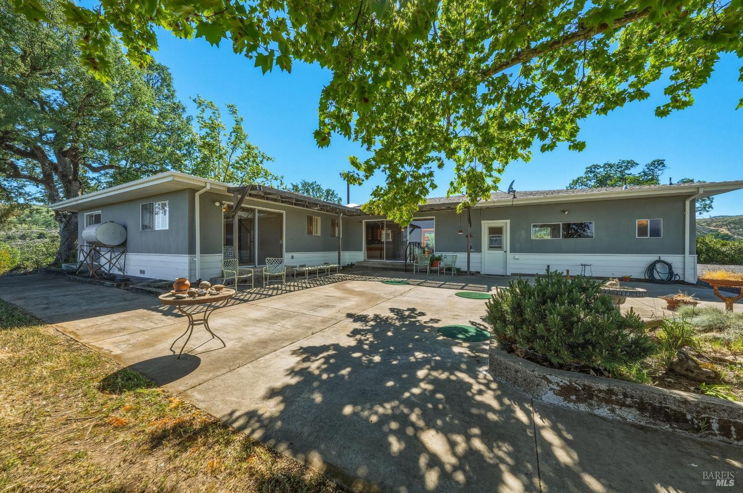 Detail Gallery Image 23 of 66 For 2527 Dessie Dr, Lakeport,  CA 95453 - 4 Beds | 2/1 Baths