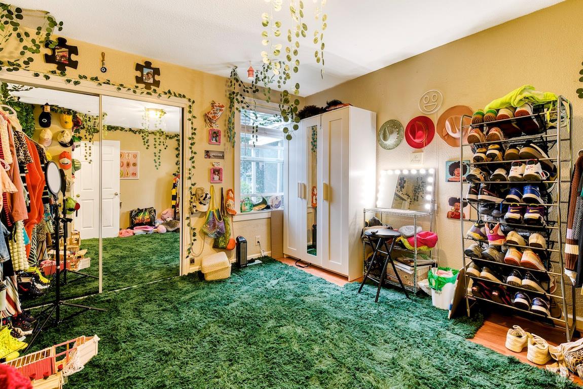 Detail Gallery Image 16 of 42 For 1128 Chester St, Oakland,  CA 94607 - – Beds | – Baths