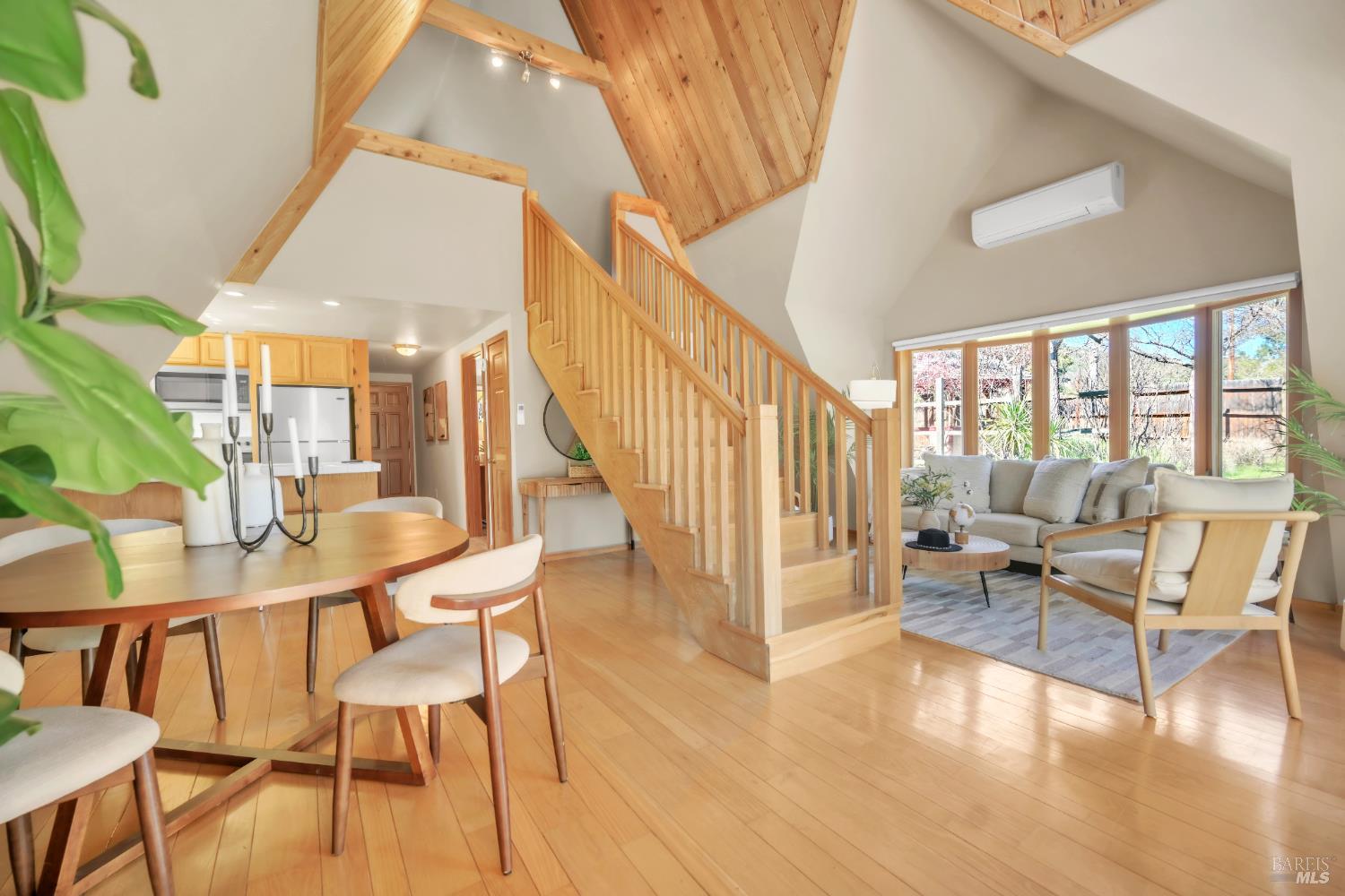 Detail Gallery Image 11 of 50 For 1996 River View Rd, Clearlake Oaks,  CA 95423 - 2 Beds | 1 Baths