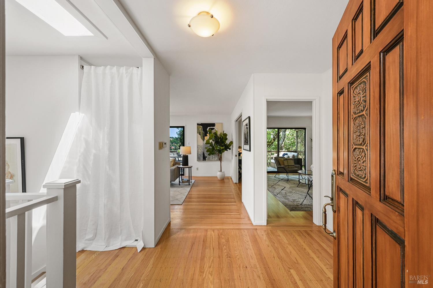 Detail Gallery Image 4 of 61 For 37 Manzanita Rd, Fairfax,  CA 94930 - 3 Beds | 2 Baths