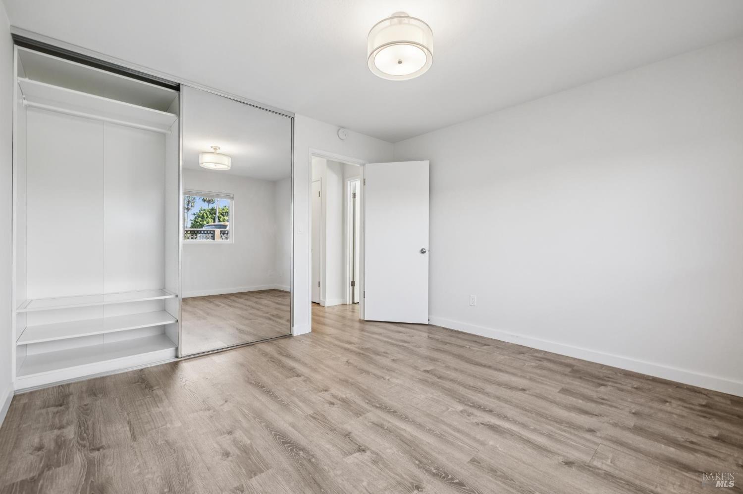 Detail Gallery Image 27 of 39 For 28 Royal Ct, San Rafael,  CA 94901 - 2 Beds | 1 Baths