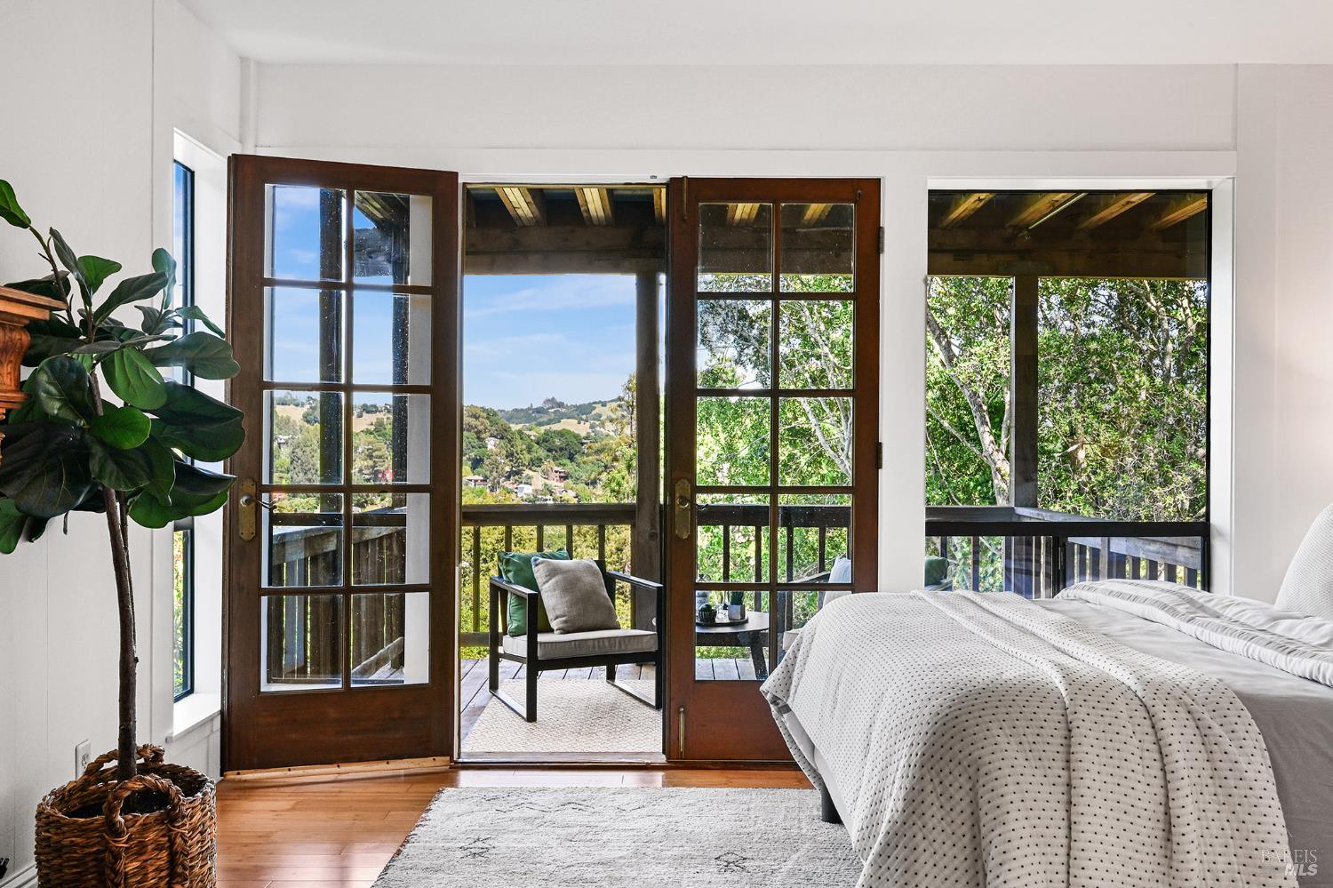 Detail Gallery Image 39 of 61 For 37 Manzanita Rd, Fairfax,  CA 94930 - 3 Beds | 2 Baths