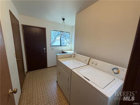 Detail Gallery Image 20 of 27 For 20764 Powder Horn Rd, Hidden Valley Lake,  CA 95467 - 2 Beds | 2 Baths