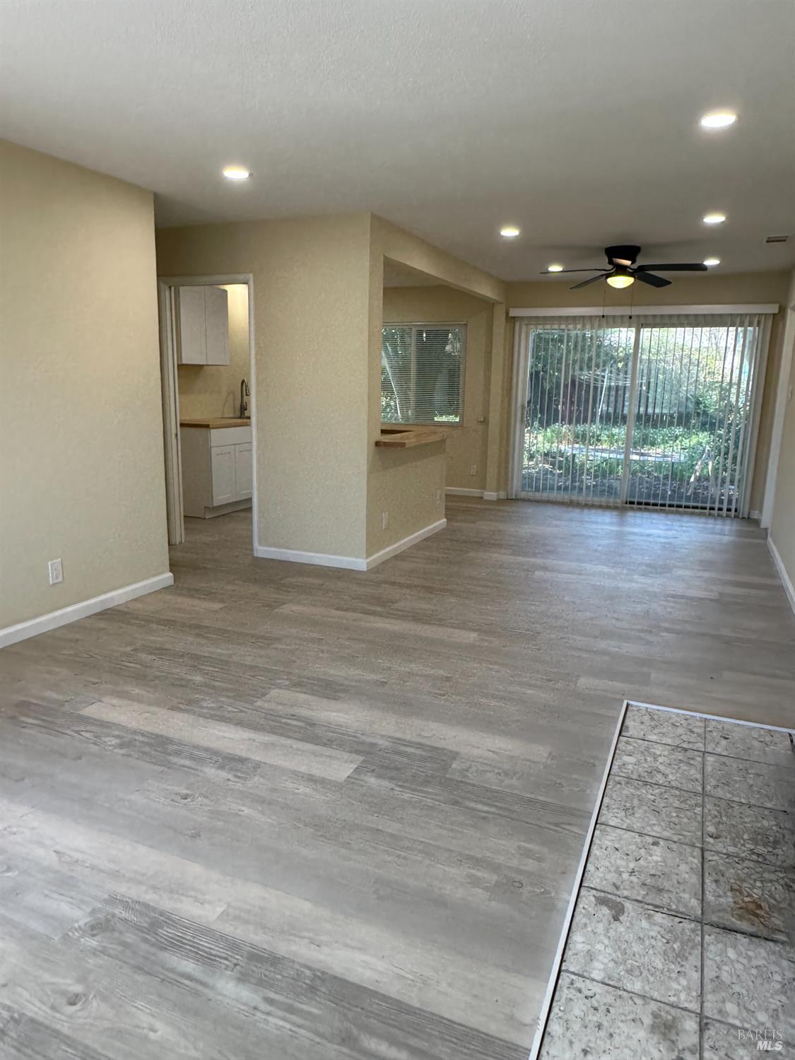 Detail Gallery Image 6 of 16 For 1804 S Dora St, Ukiah,  CA 95482 - 3 Beds | 1 Baths