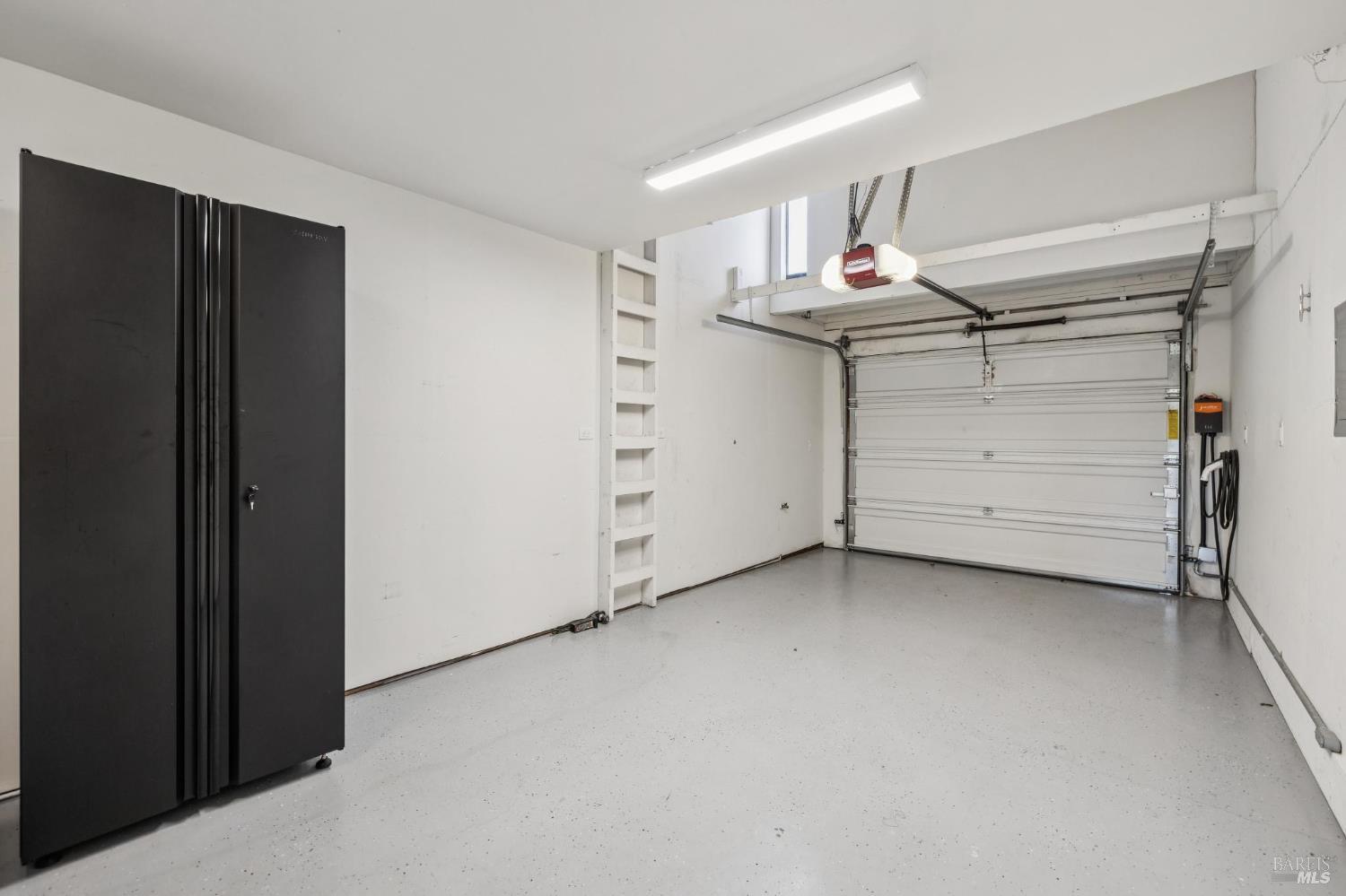 Detail Gallery Image 32 of 39 For 28 Royal Ct, San Rafael,  CA 94901 - 2 Beds | 1 Baths