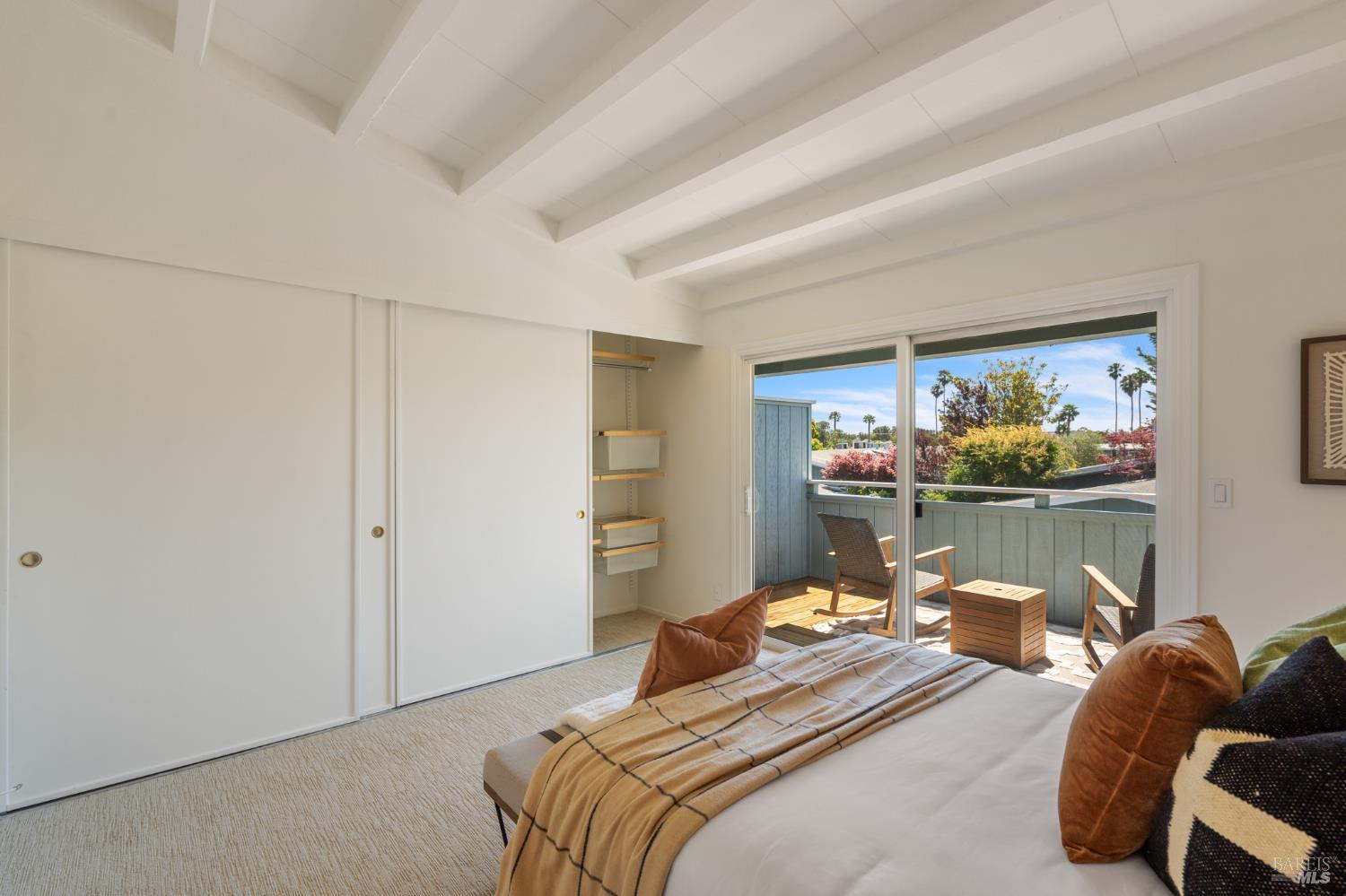 Detail Gallery Image 33 of 41 For 29 Porto Bello Dr, San Rafael,  CA 94901 - 2 Beds | 2/1 Baths