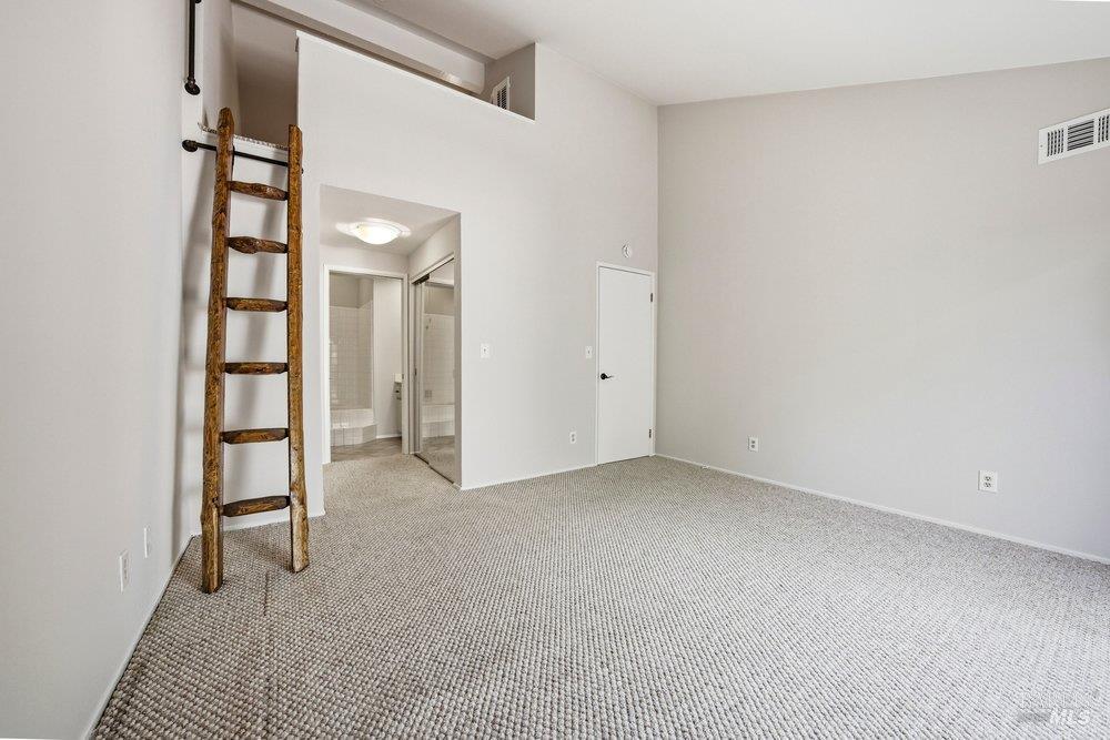 Detail Gallery Image 31 of 66 For 6 Village Ct, San Rafael,  CA 94903 - 2 Beds | 2 Baths