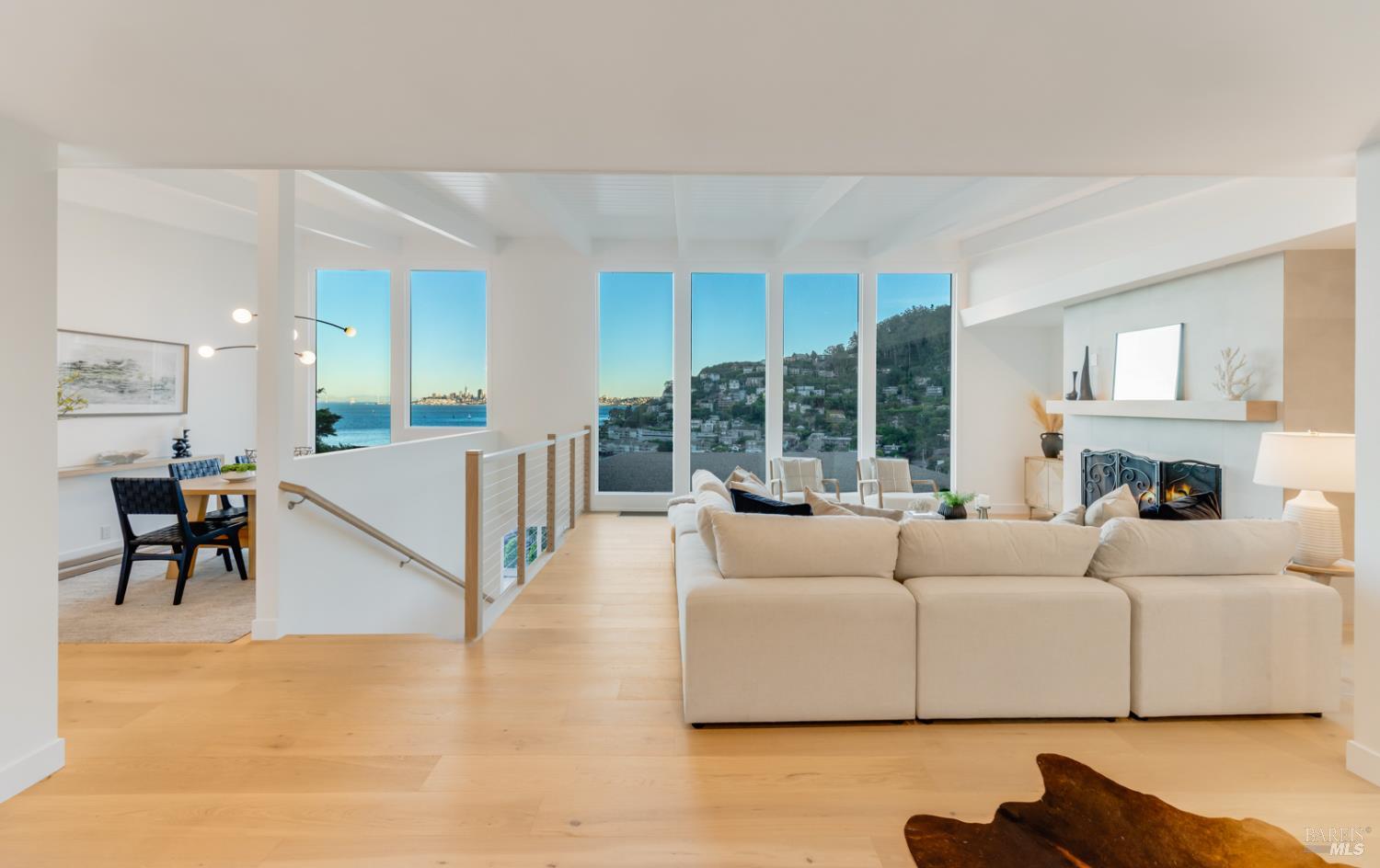 Detail Gallery Image 10 of 60 For 1 Atwood Ave, Sausalito,  CA 94965 - 4 Beds | 3 Baths