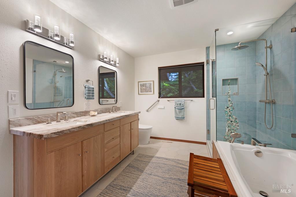 Detail Gallery Image 45 of 82 For 37275 Glennen Dr, Gualala,  CA 95445 - 3 Beds | 3 Baths