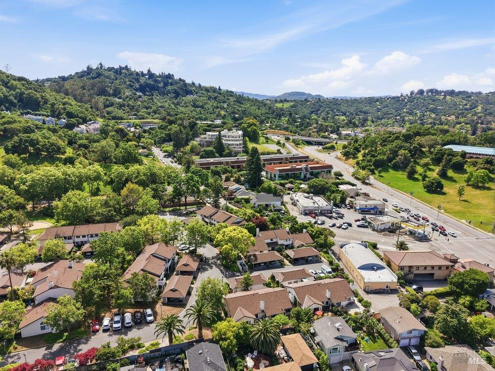 Detail Gallery Image 66 of 66 For 6 Village Ct, San Rafael,  CA 94903 - 2 Beds | 2 Baths