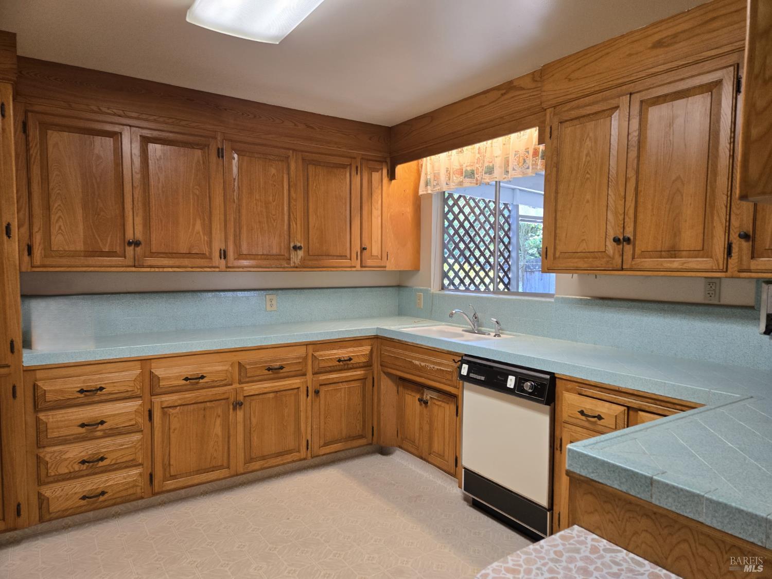 7149 lynch Road photo 3