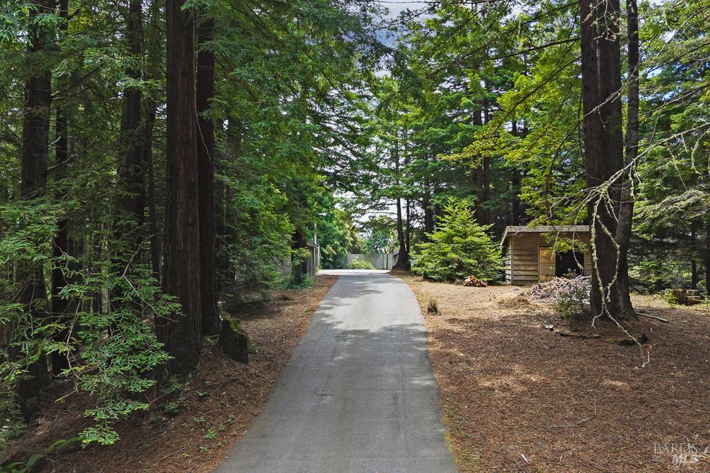 Detail Gallery Image 13 of 82 For 37275 Glennen Dr, Gualala,  CA 95445 - 3 Beds | 3 Baths